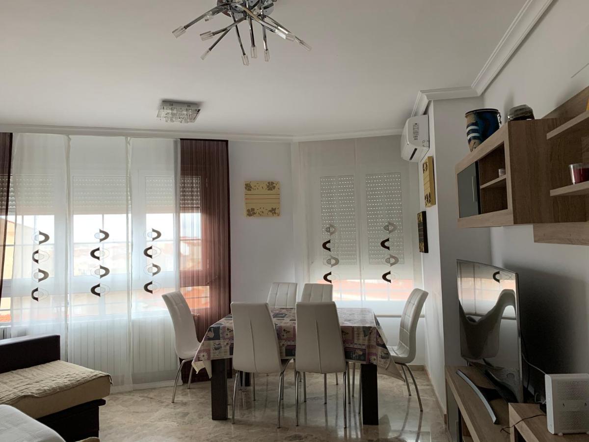 Ferienwohnung Bonito Alojamiento Junto A La Plaza De Toros Con Garage Albacete Exterior foto